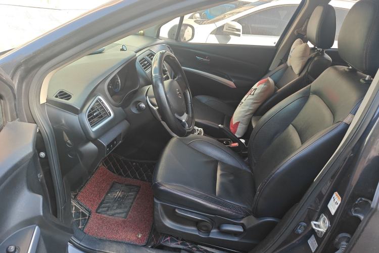 Used Suzuki S-Cross 2014 1.6L CVT Two-Wheel Drive Elite Version Driver Seat