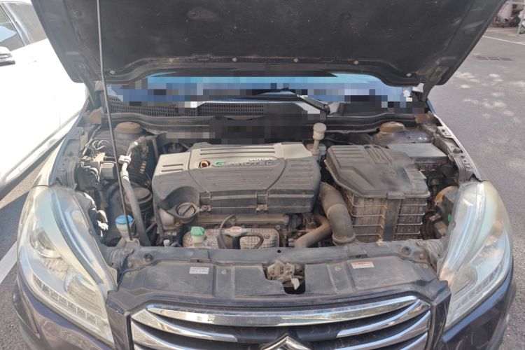 Used Suzuki S-Cross 2014 1.6L CVT Two-Wheel Drive Elite Version Engine Bay