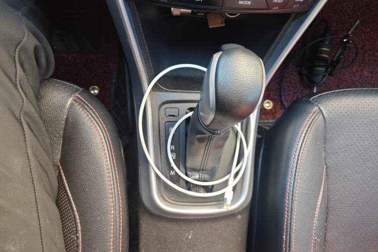Used Suzuki S-Cross 2014 1.6L CVT Two-Wheel Drive Elite Version Gear Lever