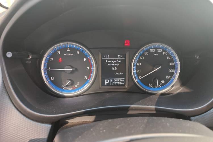 Used Suzuki S-Cross 2014 1.6L CVT Two-Wheel Drive Elite Version Instrument Cluster
