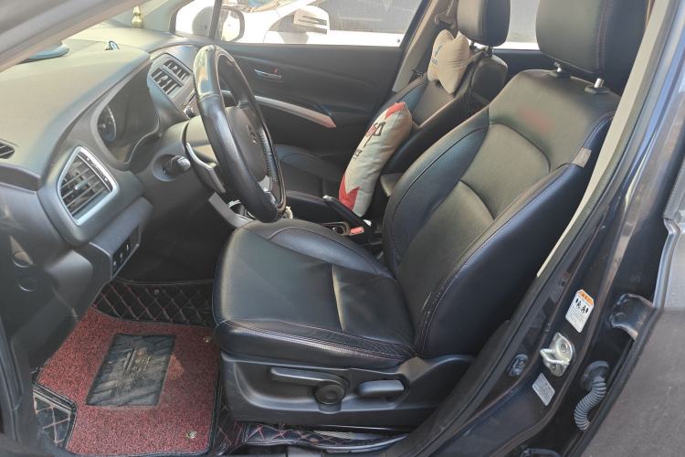 Used Suzuki S-Cross 2014 1.6L CVT Two-Wheel Drive Elite Version Left Front Seat