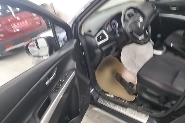 Used Suzuki S-Cross 2014 1.6L Manual Two-Wheel Drive Elite Model Driver Seat