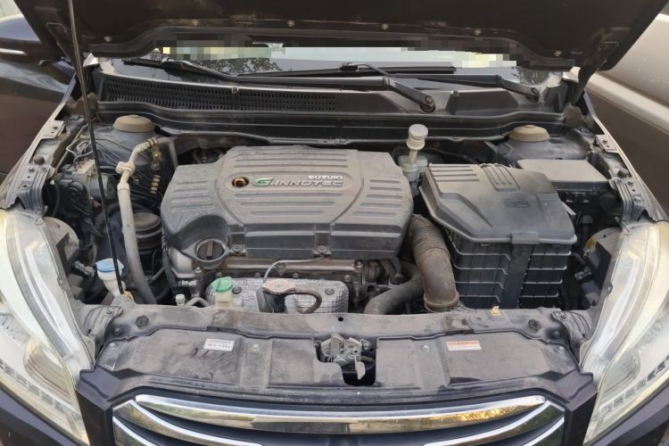 Used Suzuki S-Cross 2014 1.6L CVT Two-Wheel Drive Elite Version Engine Bay