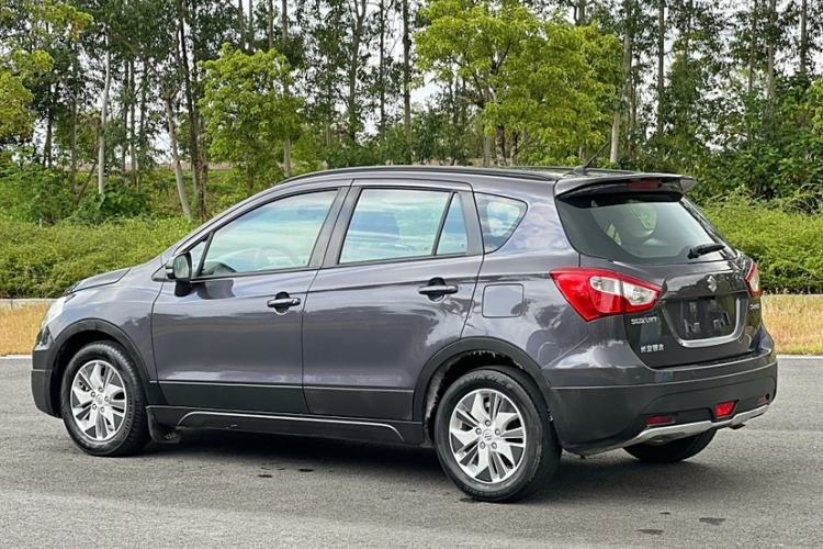 Used Suzuki S-Cross 2014 1.6L CVT Two-Wheel Drive Entry Model Exterior 3