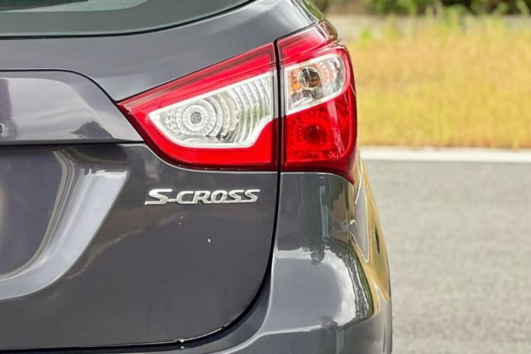 Used Suzuki S-Cross 2014 1.6L CVT Two-Wheel Drive Entry Model Exterior 7