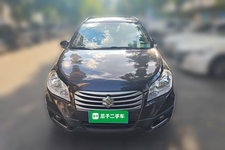 Used Suzuki S-Cross 2014 1.6L CVT Two-Wheel Drive Entry Model Front
