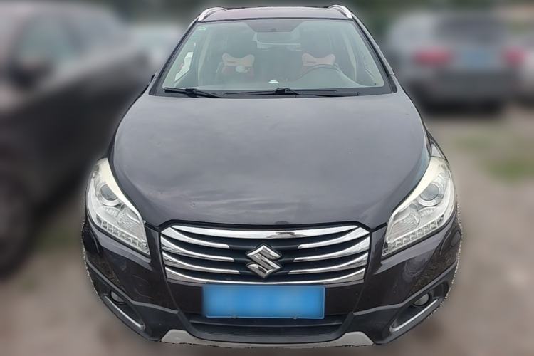 Used Suzuki S-Cross 2014 1.6L CVT Two-Wheel Drive Elite Version Front