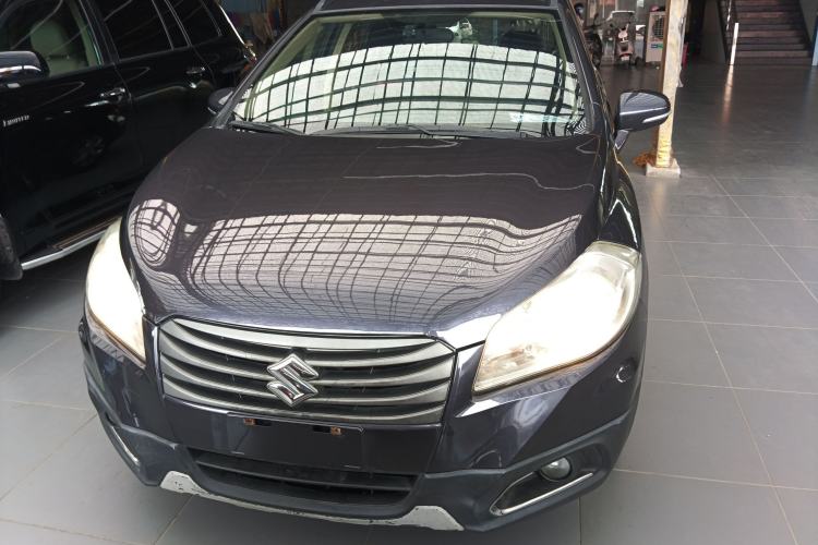 Used Suzuki S-Cross 2014 1.6L CVT Two-Wheel Drive Entry Model Front