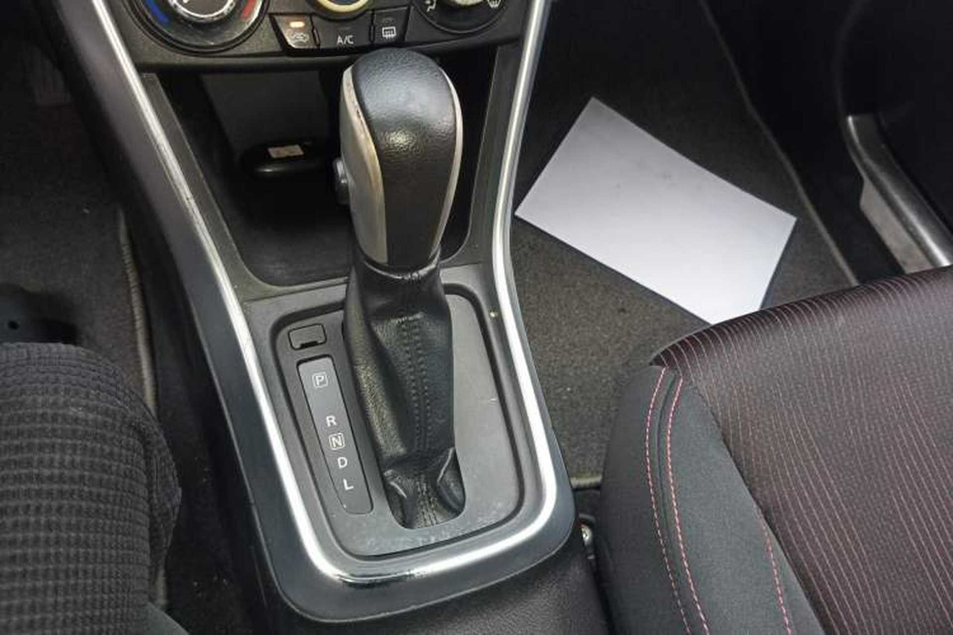Used Suzuki S-Cross 2014 1.6L CVT Two-Wheel Drive Entry Model Gear Lever