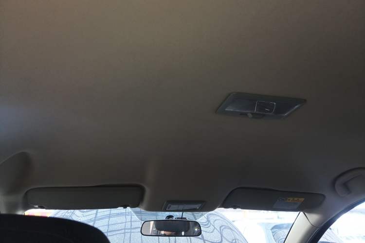 Used Suzuki S-Cross 2014 1.6L CVT Two-Wheel Drive Entry Model Headliner