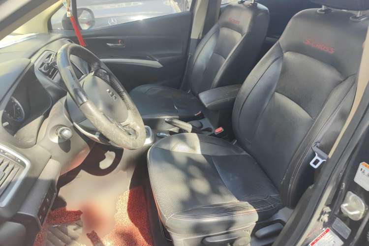 Used Suzuki S-Cross 2014 1.6L CVT Two-Wheel Drive Elite Version Left Front Seat