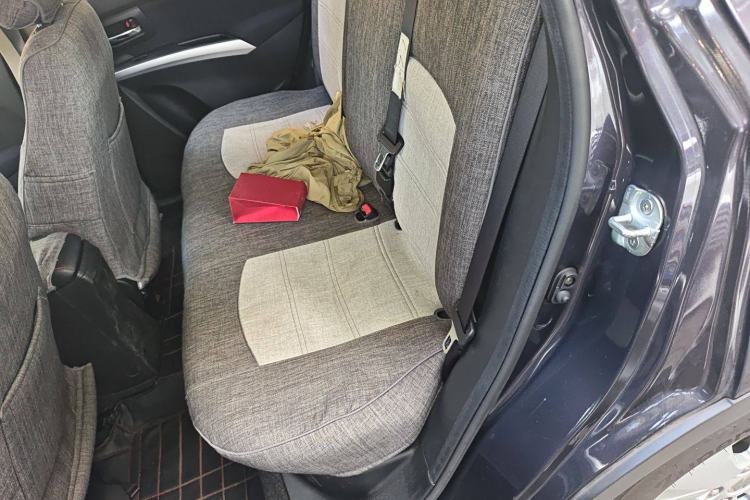 Used Suzuki S-Cross 2014 1.6L CVT Two-Wheel Drive Entry Model Left Rear Seat