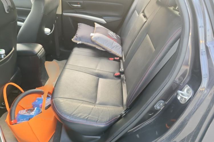 Used Suzuki S-Cross 2014 1.6L CVT Two-Wheel Drive Elite Version Left Rear Seat