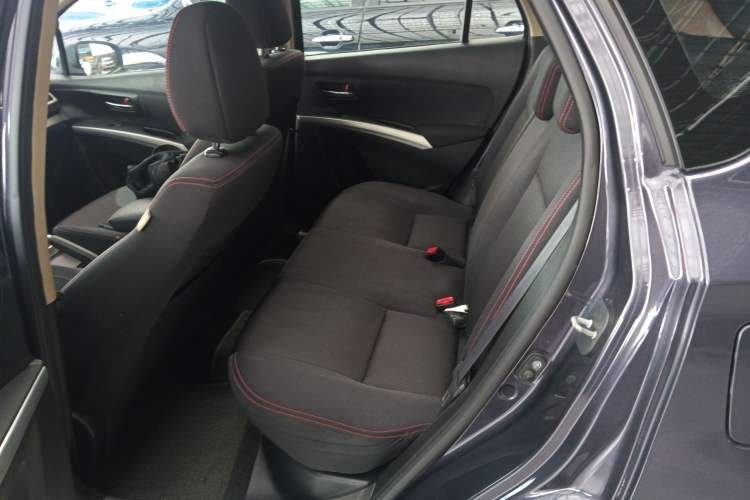 Used Suzuki S-Cross 2014 1.6L CVT Two-Wheel Drive Entry Model Left Rear Seat