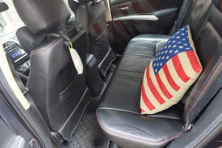 Used Suzuki S-Cross 2014 1.6L CVT Two-Wheel Drive Entry Model Left Rear Seat