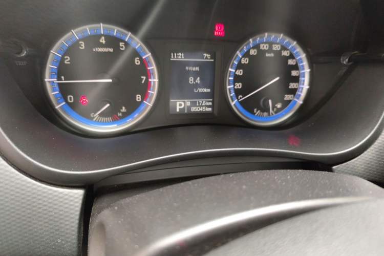 Used Suzuki S-Cross 2014 1.6L CVT Two-Wheel Drive Entry Model Odometer Close Up