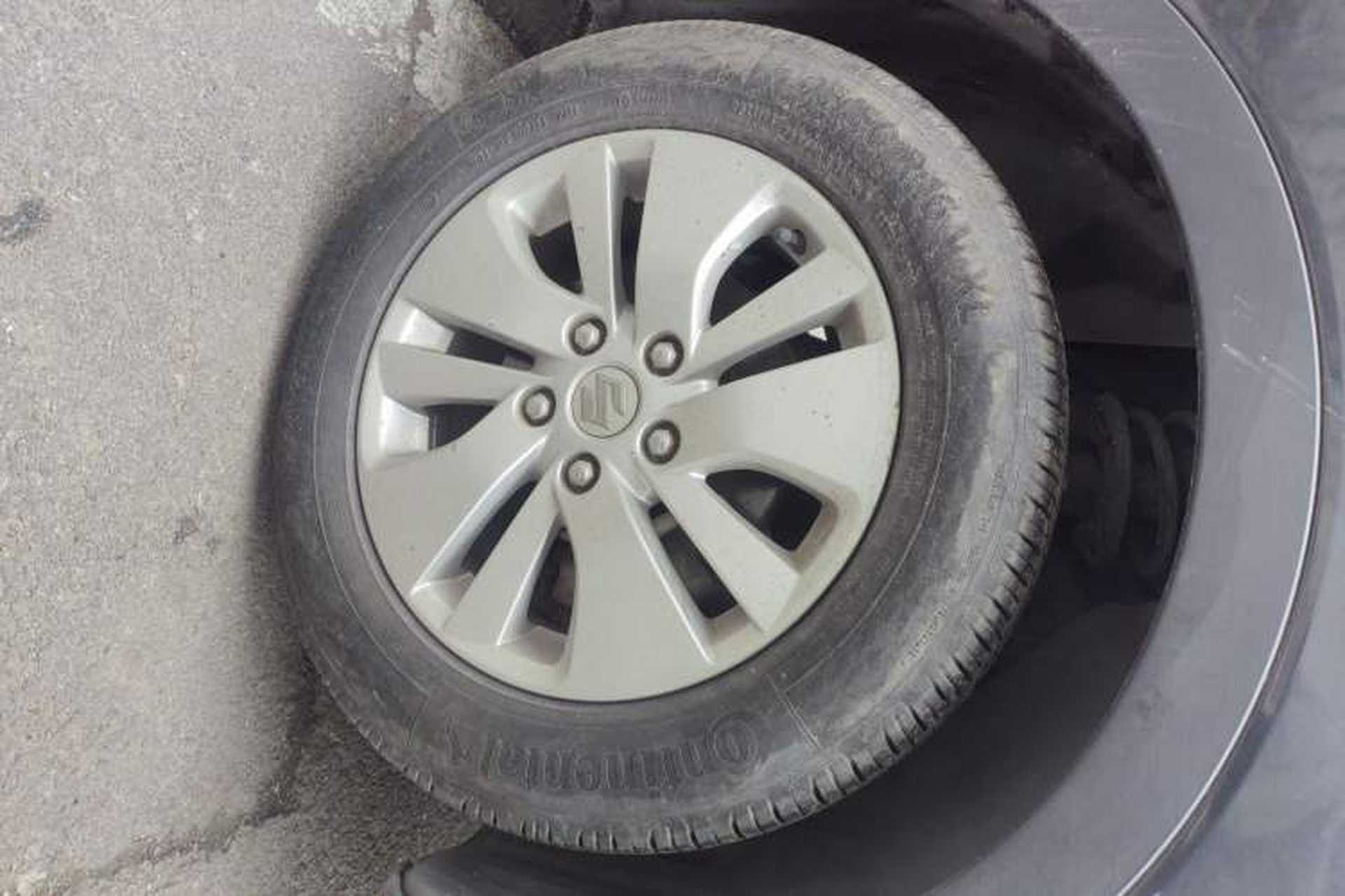 Used Suzuki S-Cross 2014 1.6L CVT Two-Wheel Drive Elite Version Right Front Wheel Hub