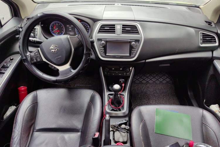Used Suzuki S-Cross 2014 1.6L Manual Two-Wheel Drive Elite Model Center Console