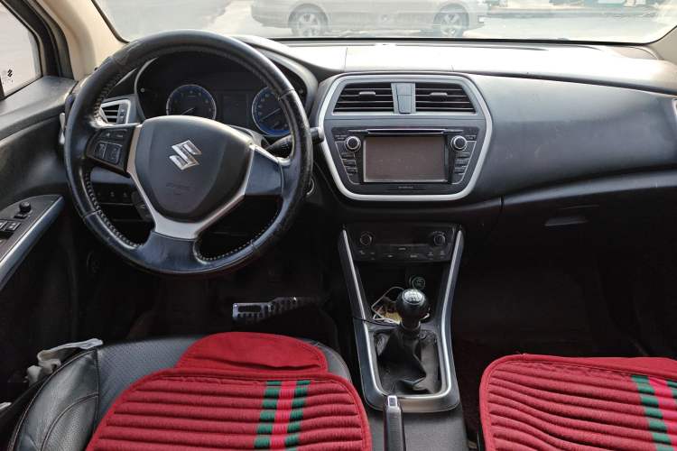 Used Suzuki S-Cross 2014 1.6L Manual Two-Wheel Drive Elite Model Center Console
