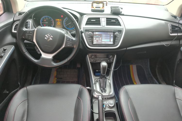 Used Suzuki S-Cross 2014 1.6L CVT Four-Wheel Drive Luxury Version Center Console