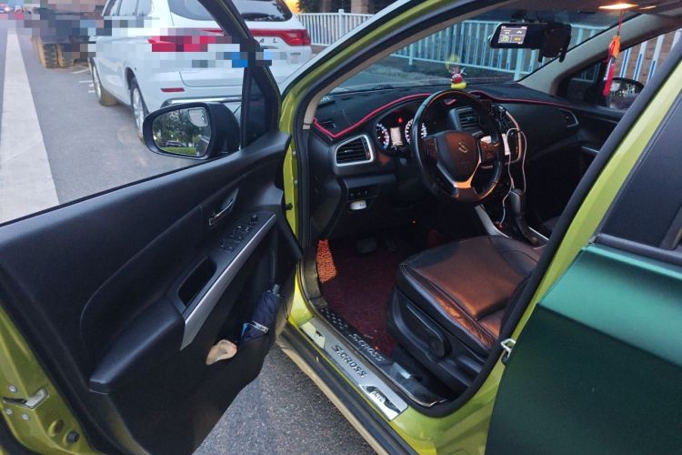 Used Suzuki S-Cross 2014 1.6L CVT Two-Wheel Drive Elite Version Driver Seat