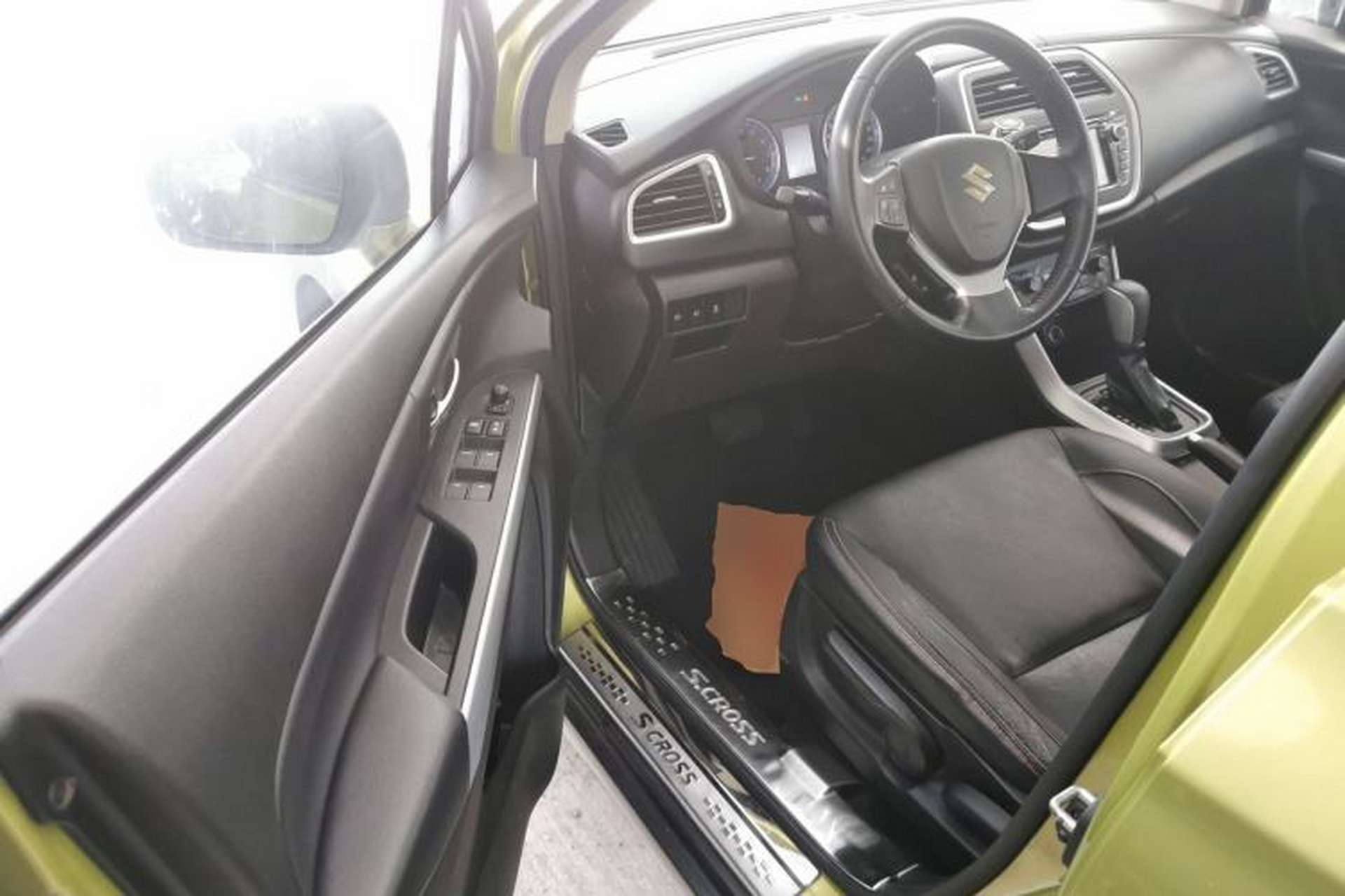 Used Suzuki S-Cross 2014 1.6L CVT Two-Wheel Drive Elite Version Driver Seat