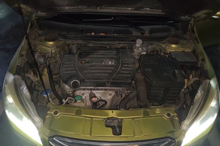 Used Suzuki S-Cross 2014 1.6L CVT Four-Wheel Drive Luxury Version Engine Bay