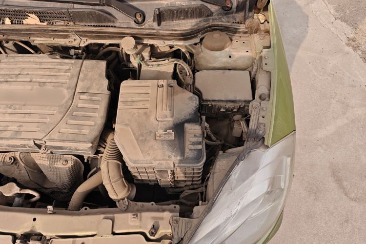 Used Suzuki S-Cross 2014 1.6L Manual Two-Wheel Drive Elite Model Engine Bay Left