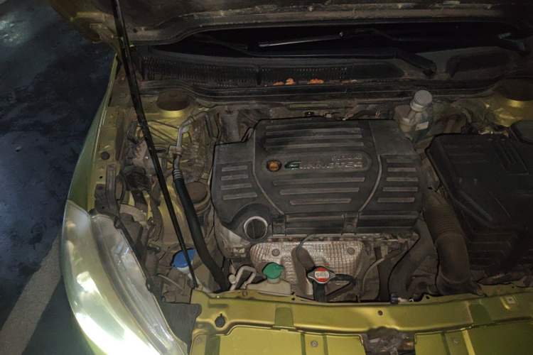 Used Suzuki S-Cross 2014 1.6L CVT Four-Wheel Drive Luxury Version Engine Bay Right