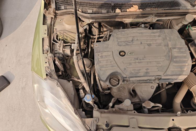 Used Suzuki S-Cross 2014 1.6L Manual Two-Wheel Drive Elite Model Engine Bay Right