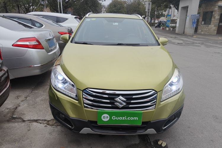 Used Suzuki S-Cross 2014 1.6L CVT Two-Wheel Drive Elite Version Front