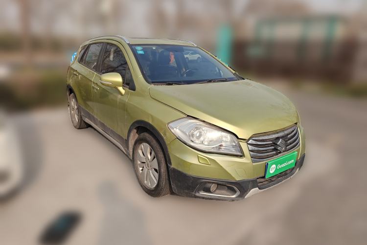 Used Suzuki S-Cross 2014 1.6L Manual Two-Wheel Drive Elite Model Front Right 45 Deg