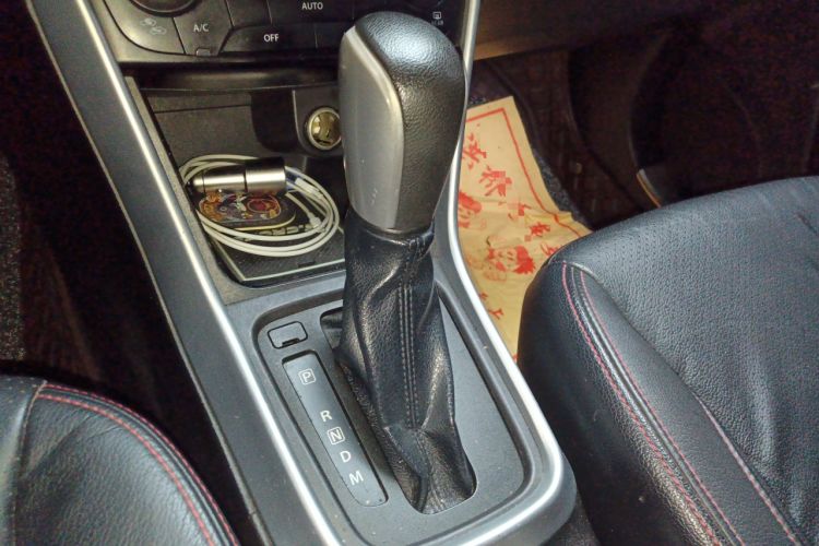 Used Suzuki S-Cross 2014 1.6L CVT Four-Wheel Drive Luxury Version Gear Lever