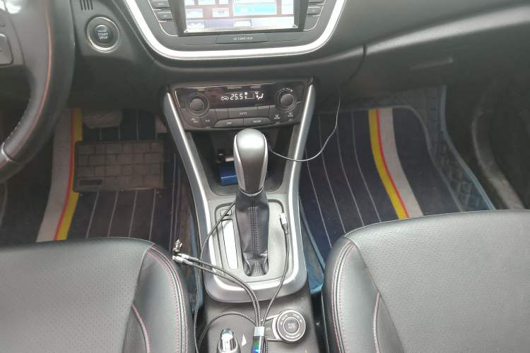 Used Suzuki S-Cross 2014 1.6L CVT Four-Wheel Drive Luxury Version Gear Lever