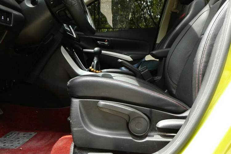 Used Suzuki S-Cross 2014 1.6L Manual Two-Wheel Drive Elite Model Gear Lever