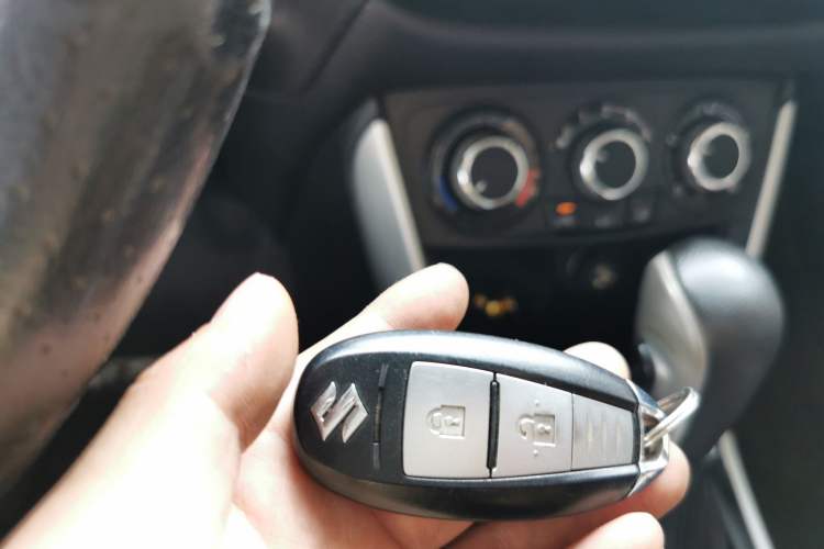 Used Suzuki S-Cross 2014 1.6L CVT Two-Wheel Drive Entry Model Interior 1