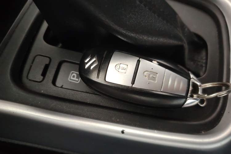 Used Suzuki S-Cross 2014 1.6L CVT Two-Wheel Drive Entry Model Interior 1