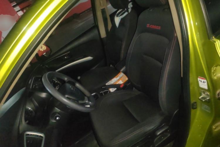 Used Suzuki S-Cross 2014 1.6L CVT Two-Wheel Drive Entry Model Left Front Seat
