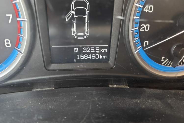 Used Suzuki S-Cross 2014 1.6L Manual Two-Wheel Drive Elite Model Odometer Close Up