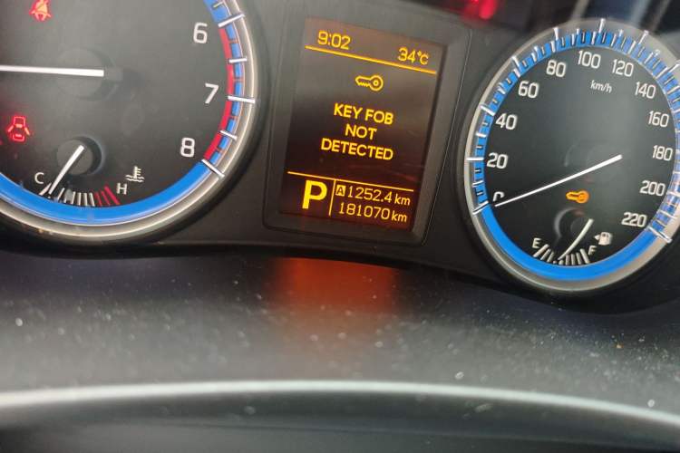 Used Suzuki S-Cross 2014 1.6L CVT Two-Wheel Drive Entry Model Odometer Close Up
