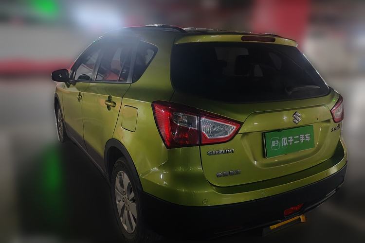 Used Suzuki S-Cross 2014 1.6L CVT Two-Wheel Drive Entry Model Rear Left 45 Deg