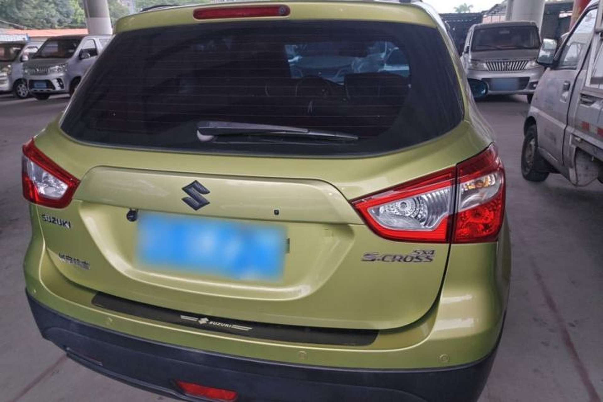 Used Suzuki S-Cross 2014 1.6L CVT Two-Wheel Drive Entry Model Rear