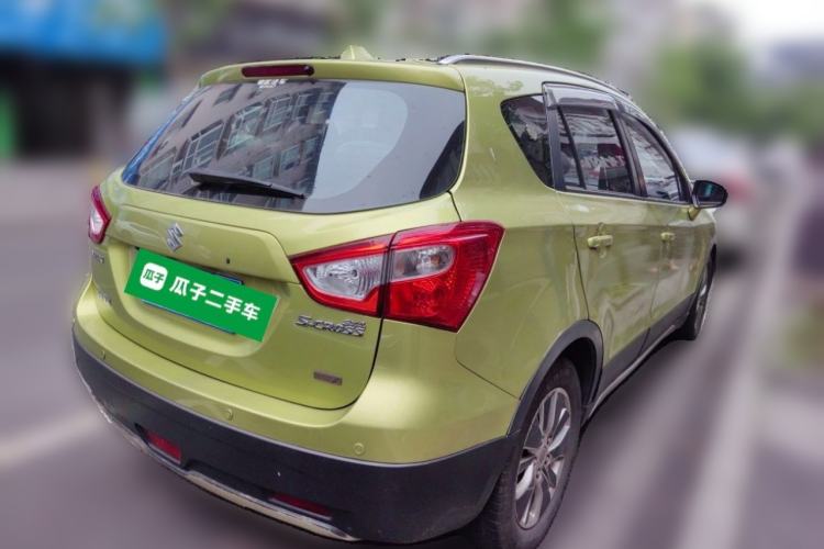 Used Suzuki S-Cross 2014 1.6L Manual Two-Wheel Drive Elite Model Rear Right 45 Deg