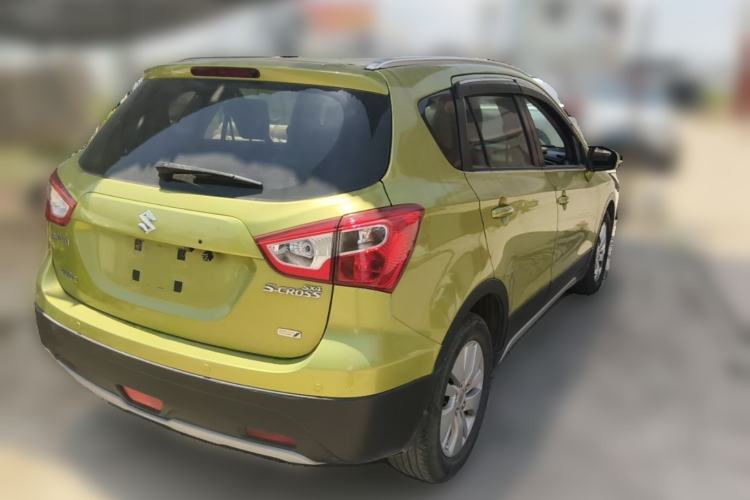 Used Suzuki S-Cross 2014 1.6L Manual Two-Wheel Drive Elite Model Rear Right 45 Deg
