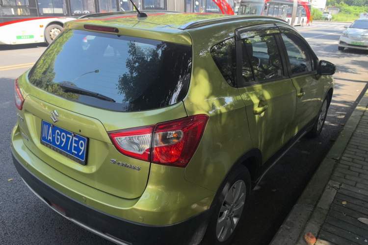 Used Suzuki S-Cross 2014 1.6L CVT Two-Wheel Drive Elite Version Rear Right 45 Deg