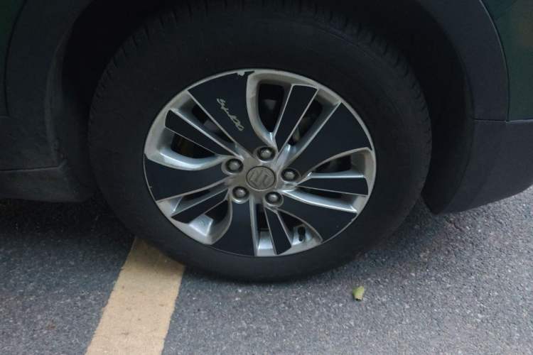 Used Suzuki S-Cross 2014 1.6L CVT Two-Wheel Drive Elite Version Right Front Wheel Hub