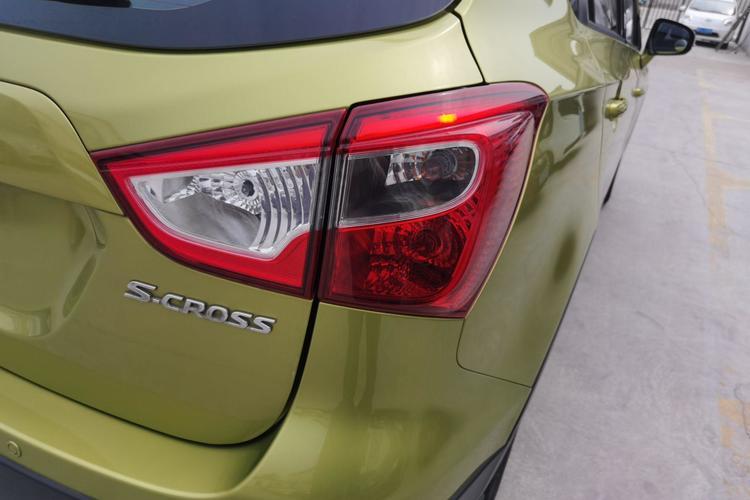 Used Suzuki S-Cross 2014 1.6L CVT Two-Wheel Drive Elite Version Right Rear Taillight