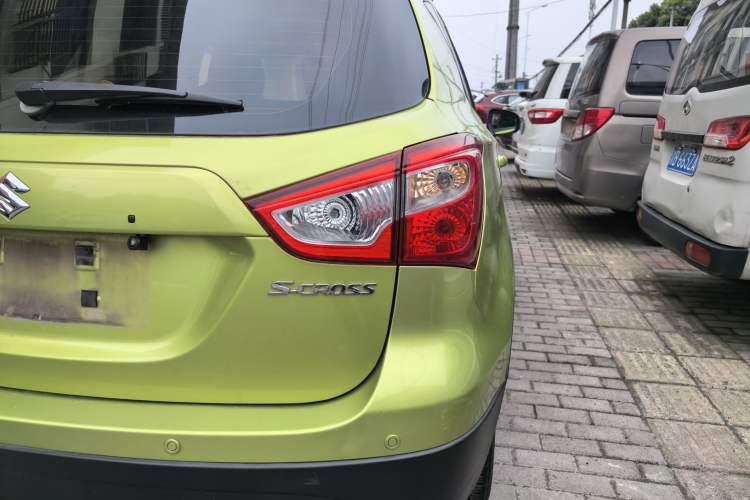 Used Suzuki S-Cross 2014 1.6L CVT Two-Wheel Drive Elite Version Right Rear Taillight