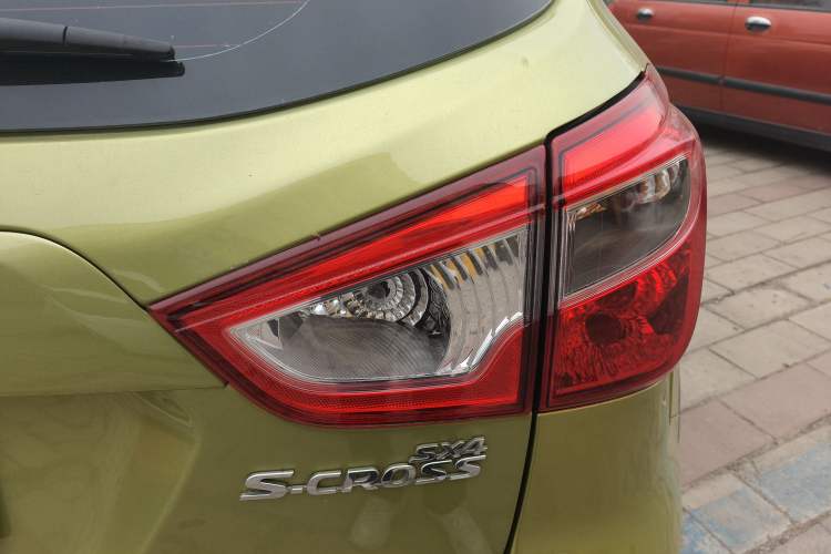 Used Suzuki S-Cross 2014 1.6L CVT Four-Wheel Drive Luxury Version Right Rear Taillight