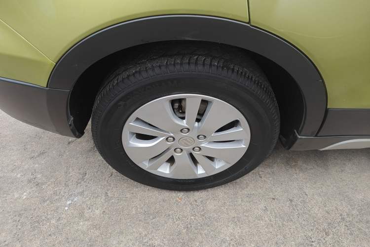 Used Suzuki S-Cross 2014 1.6L CVT Two-Wheel Drive Elite Version Right Rear Wheel Hub